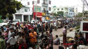 BuWmG8jCEAAuzud.jpg-large