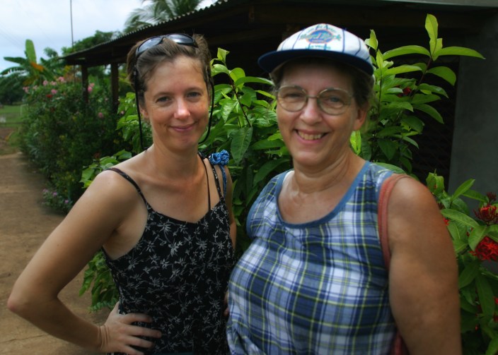 0918b ni ci me and mom